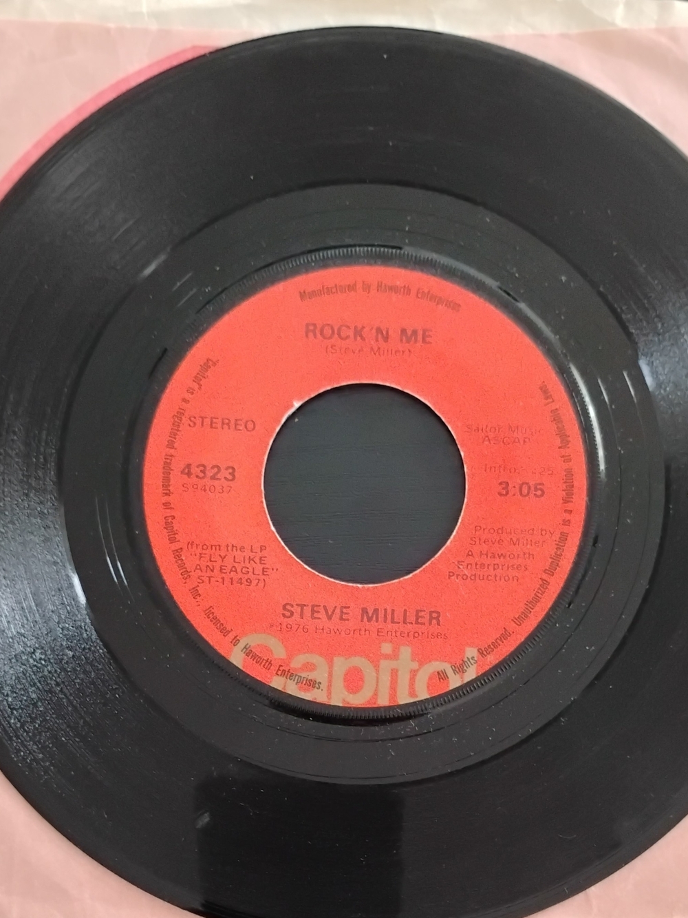 Steve Miller 45 RPM Single "Rock 'N Me" — Capitol Label